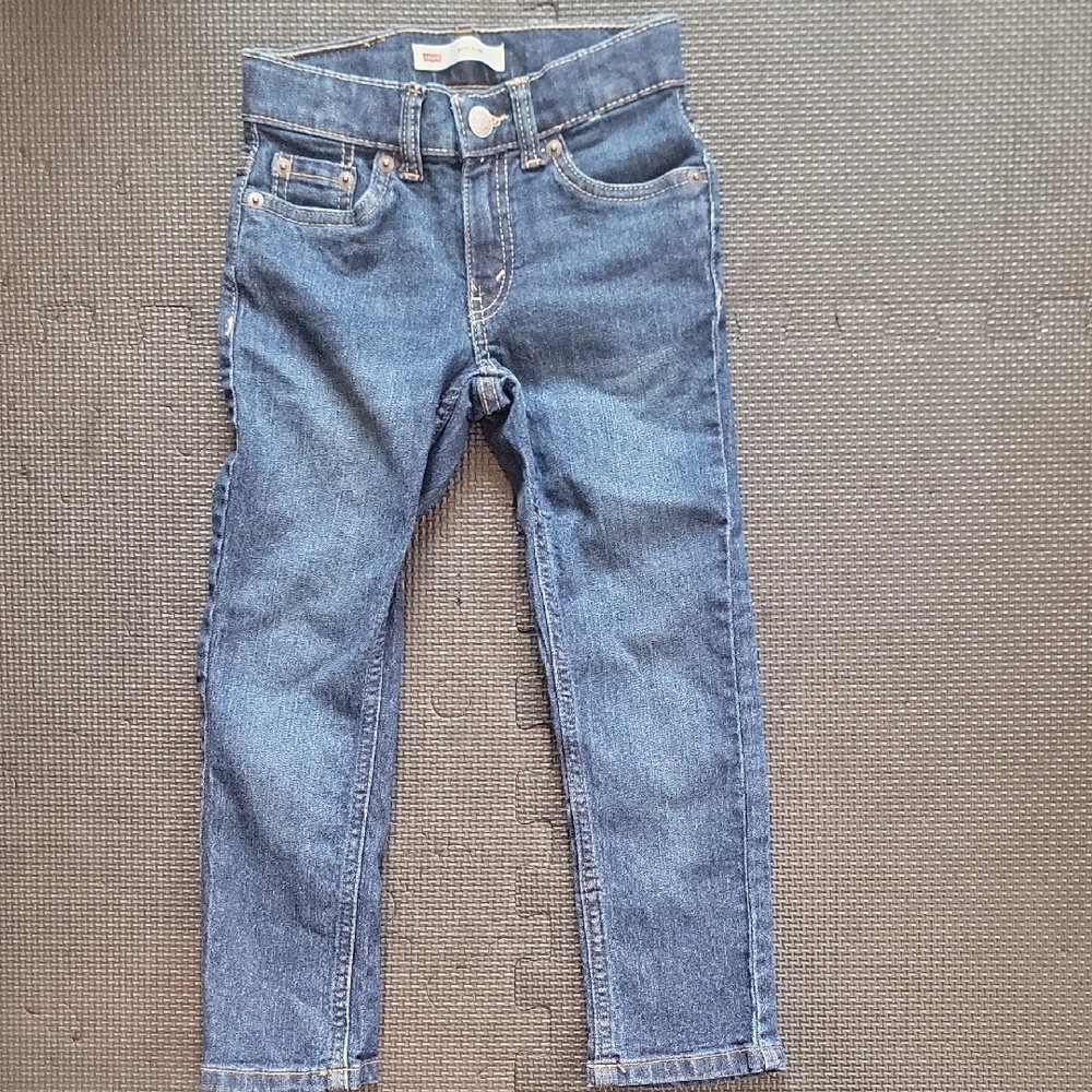 Levi's Classic Blue Denim Jeans